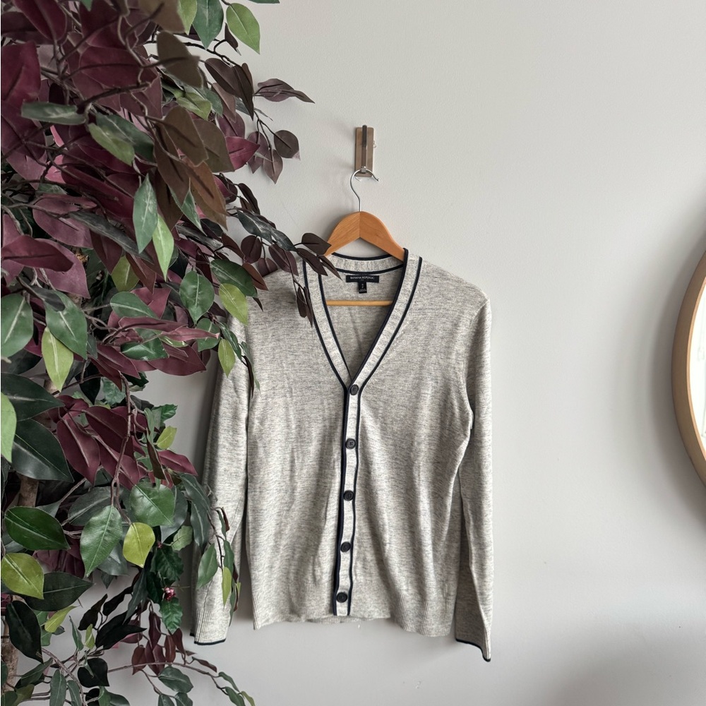 Banana Republic Chic Gray Cardigan with Black Accents